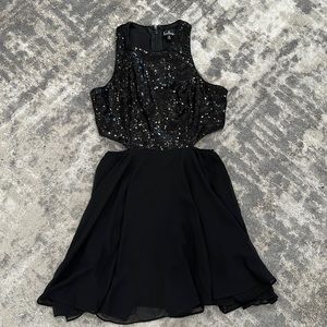 Women’s Lulus Cutout Dress